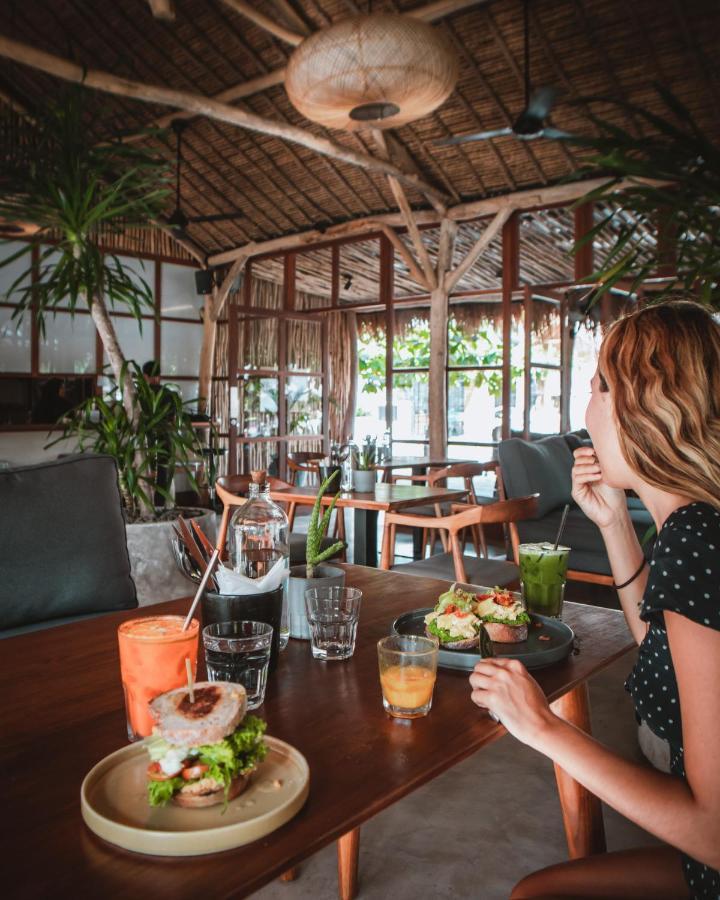 Bamba Capsule Hotel Kuta  Exterior photo